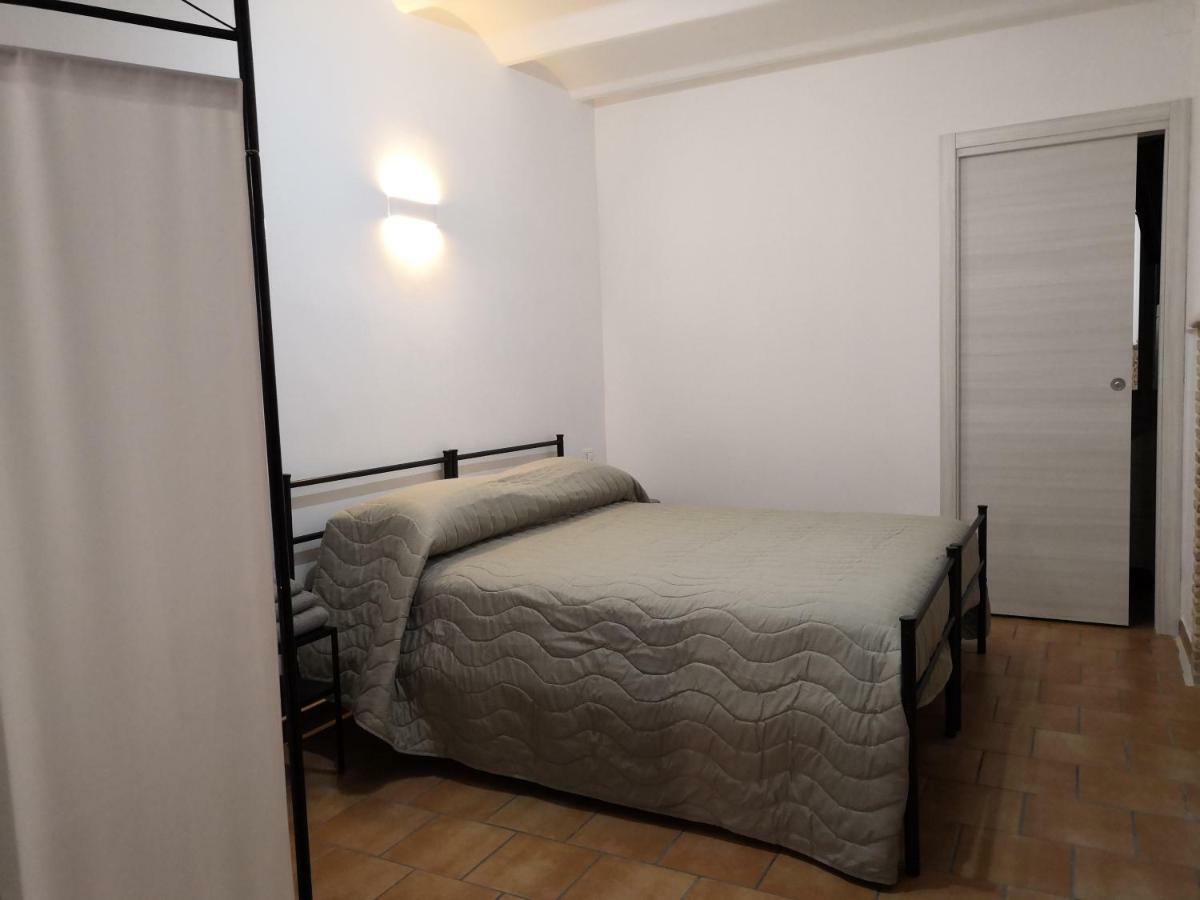 B&B Aika 48 Troia Buitenkant foto